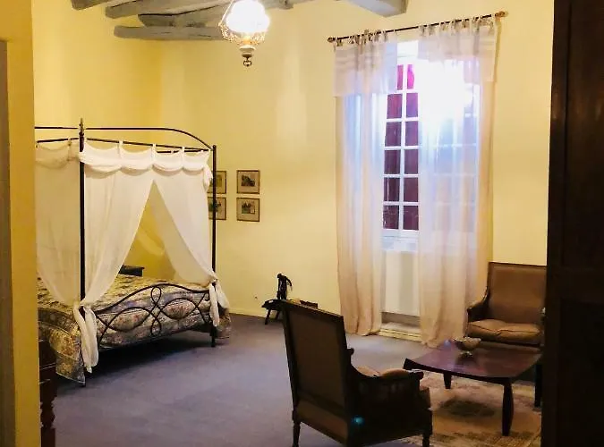 L'ancien Couvent Bed & Breakfast Cahuzac